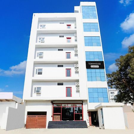 Hotel Super Townhouse Balua Road Pahadiya Waranasi Zewnętrze zdjęcie