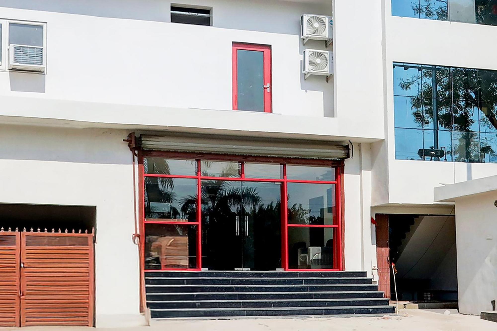 Hotel Super Townhouse Balua Road Pahadiya Waranasi Zewnętrze zdjęcie